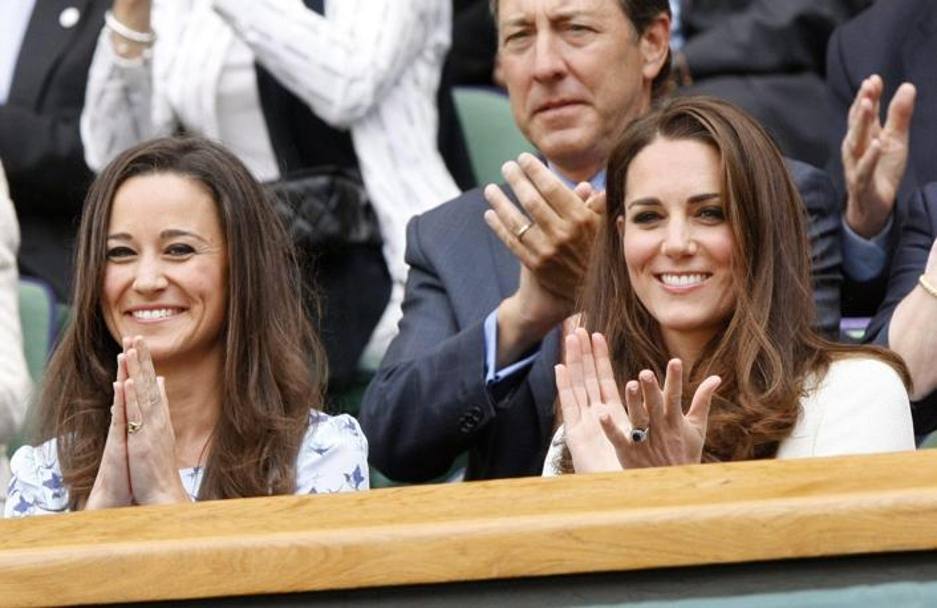 Cos  molto pi riconoscibile: accanto alla celebre sorella Kate, duchessa di Cambridge, ecco la sportivissima Pippa Middleton alla finale di Wimbledon